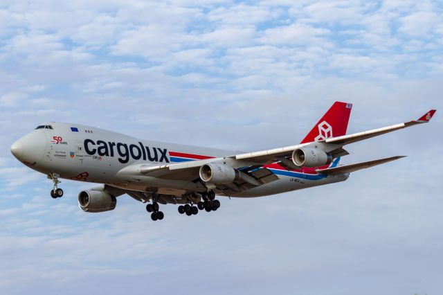 Boeing 747-400 (LX-WCV)