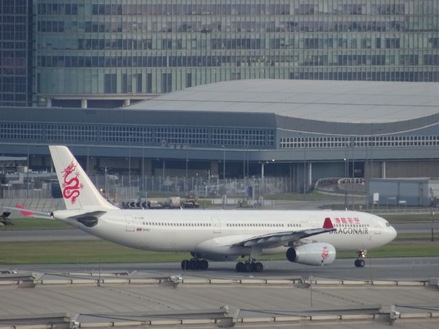 Airbus A330-300 (B-LAB)