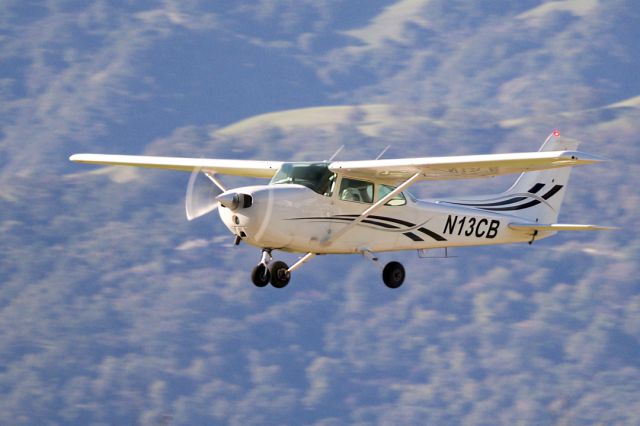 Cessna Skyhawk (N13CB) - Cessna 172P at Livermore Municipal Airport, November 2021.