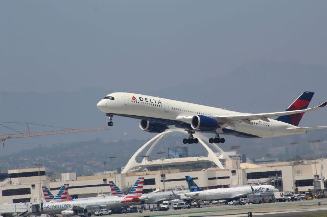 Airbus A350-900 (N502DN)