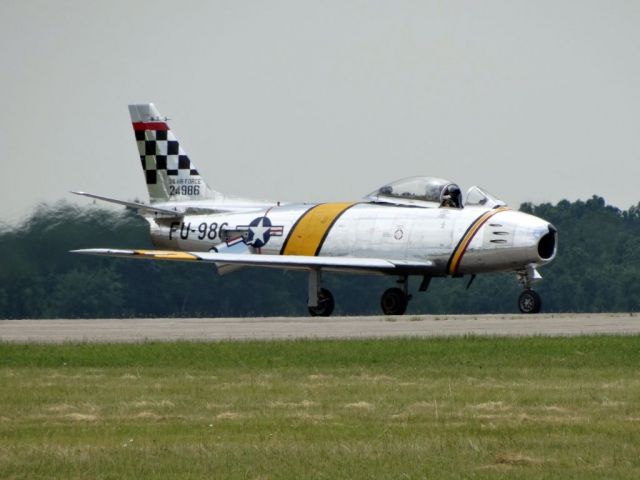 North American F-86 Sabre (N188RL)