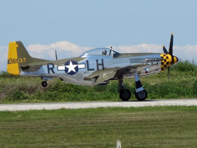 North American P-51 Mustang (N251PW)