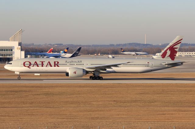 BOEING 777-300ER (A7-BEL)