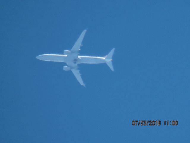 Boeing 737-900 (N68842)