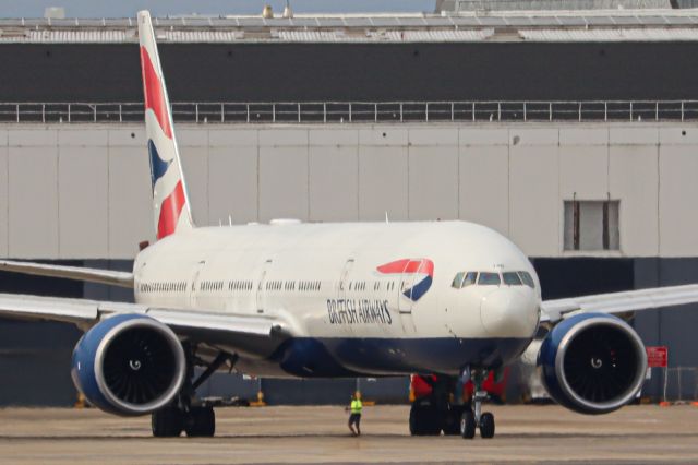 BOEING 777-300ER (G-STBD)