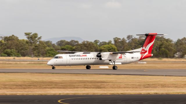 de Havilland Dash 8-400 (VH-LQK)