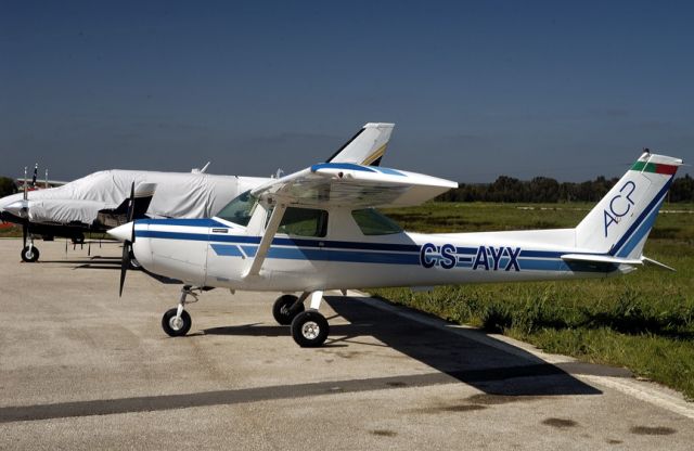 Cessna Commuter (CS-AYX) - 2003