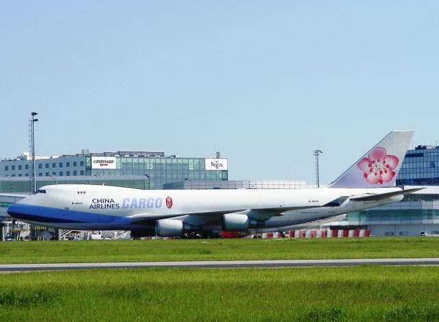 Boeing 747-200 (B-18723)