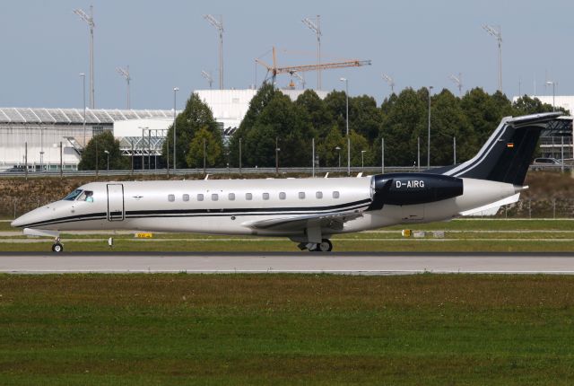 Embraer ERJ-135 (D-AIRG)