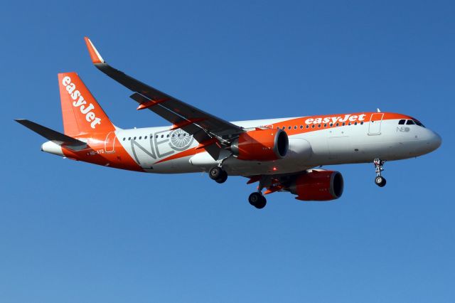 Airbus A320neo (HB-AYQ)