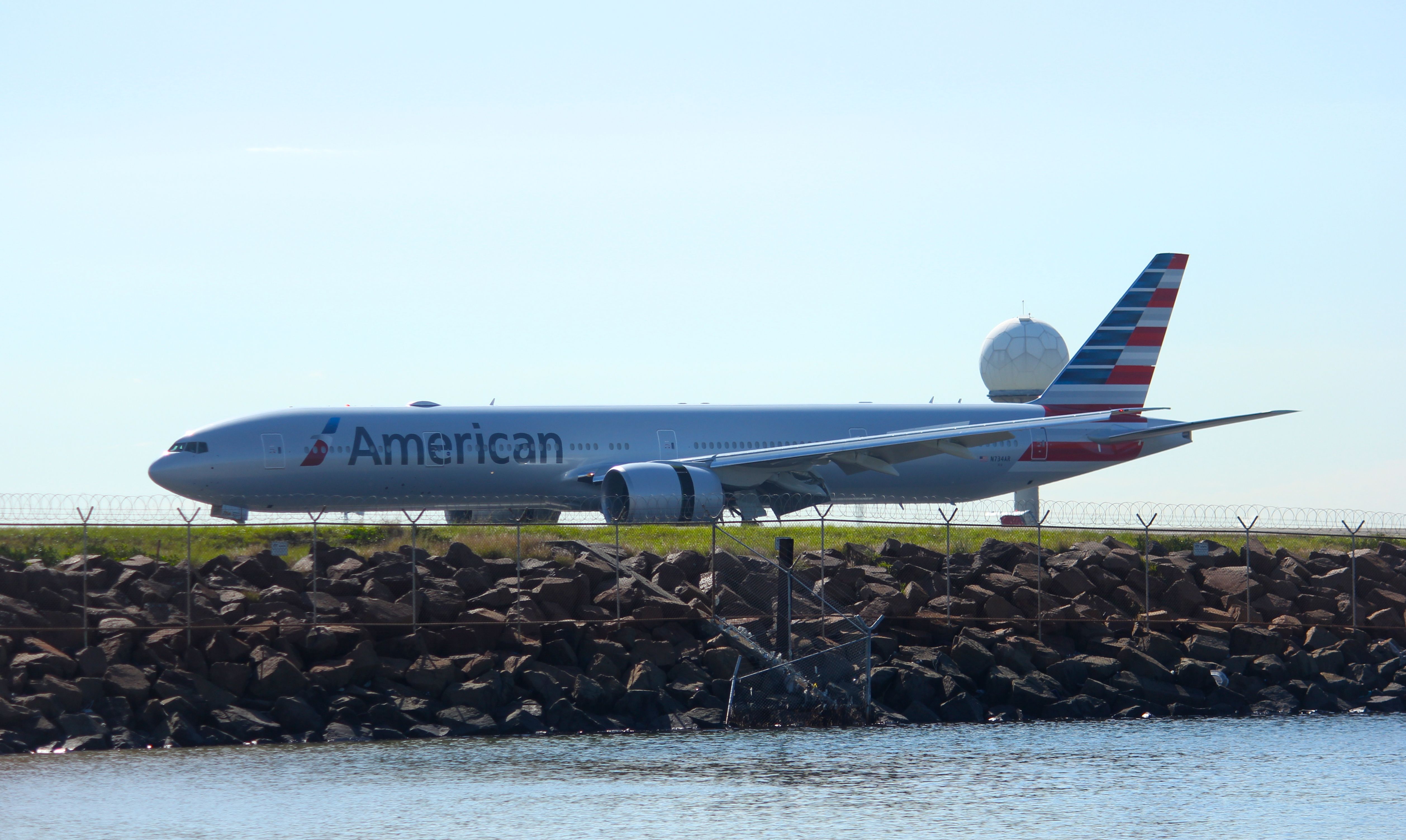 BOEING 777-300 (N734AR) - American Airlines debut 77W flight to Sydney as part of there tour.