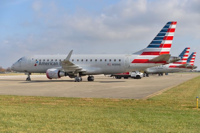 Embraer 175 (N130HQ) - 11-10-23