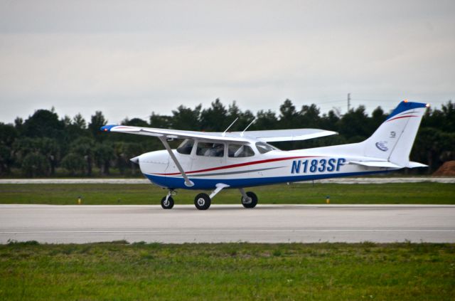 Cessna Skyhawk (N183SP)