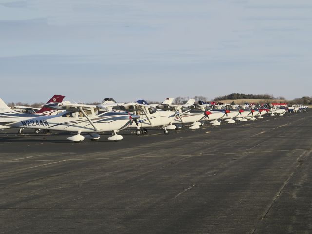 Cessna Skylane (N2244W) - 17 DEC 2015.