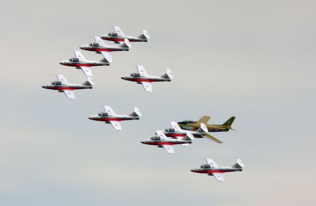 — — - Snowbirds Heritage 100 flight