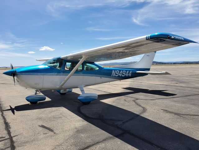 Cessna Skylane (N94944)