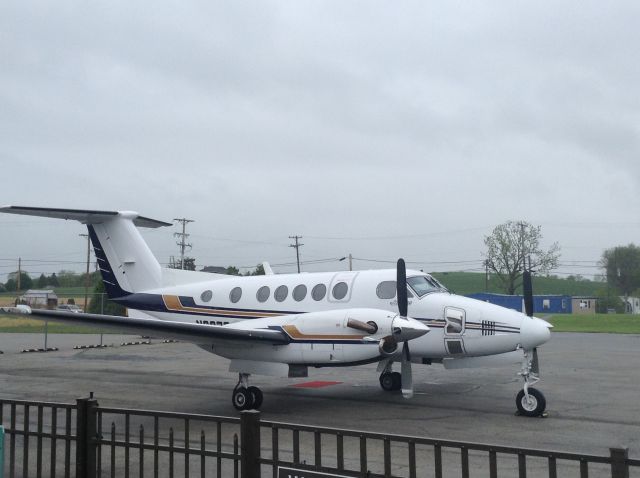 Beechcraft Super King Air 200 (N287RA)