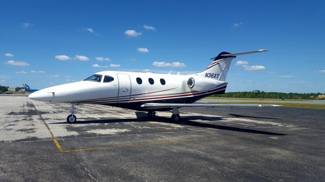 Beechcraft Premier 1 (N36XT)