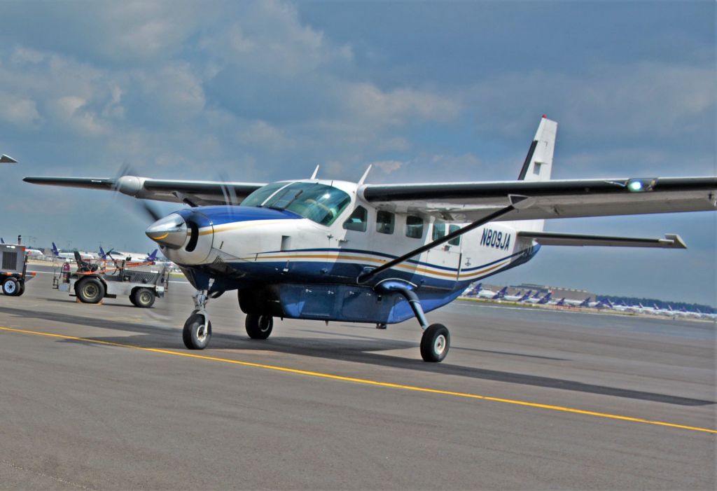 Cessna Caravan (N809JA)