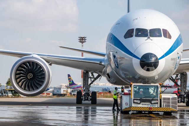 Boeing 787-9 Dreamliner (4X-EDF)