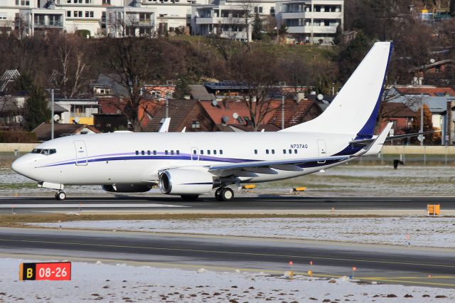 Boeing 737-700 (N737AG)
