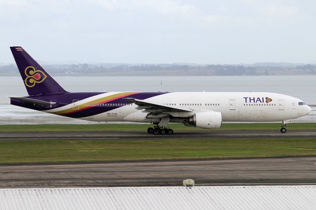 Boeing 777-200 (HS-TJW)