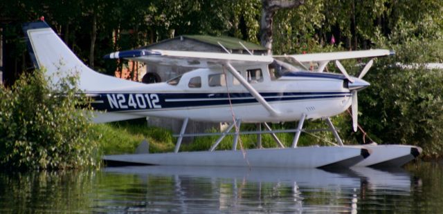 Cessna 206 Stationair (N24012) - At rest.