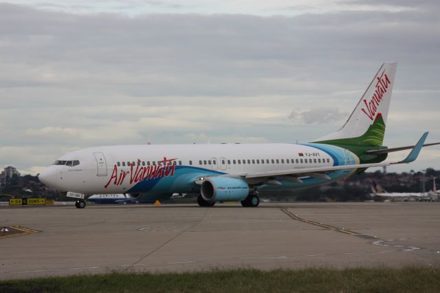 Boeing 737-800 (YJ-AV1)