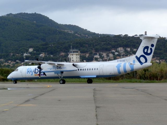 de Havilland Dash 8-400 (G-ECOD) - 13 sept 2015
