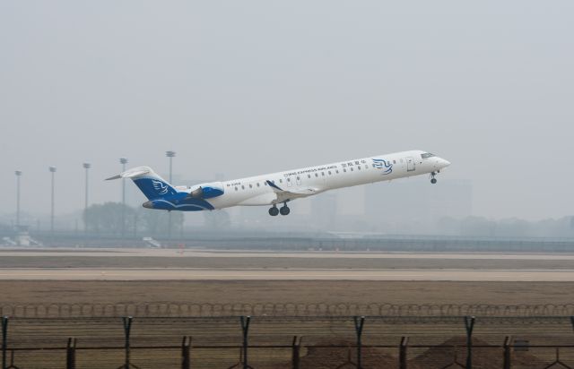 Canadair Regional Jet CRJ-900 (B-3360)