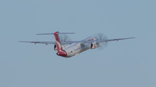 de Havilland Dash 8-400 (VH-LQJ)