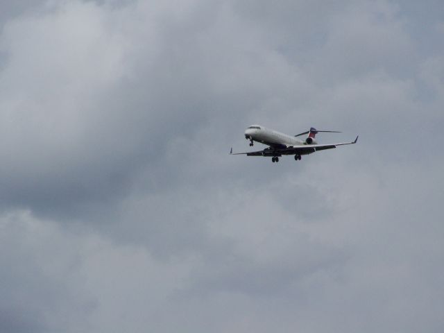 Canadair Regional Jet CRJ-700 —