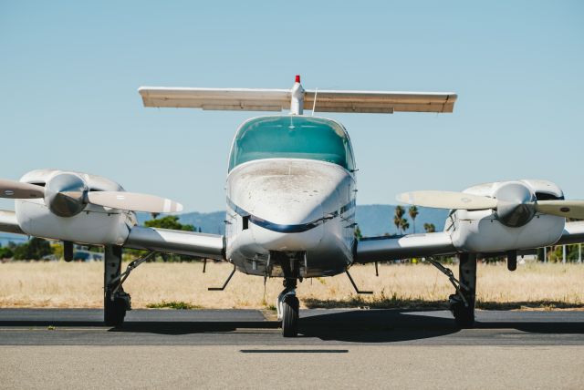 Beechcraft Duchess (N176BC)