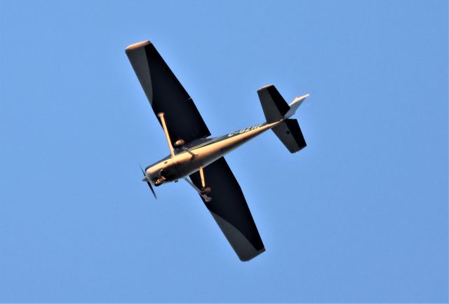 Cessna 152 (C-GZHF) - C-GZHF CESSNA 152 Lachute Aviation Survolant la ville de Lavaltrie QC. le 20-06-2023 à 20:14