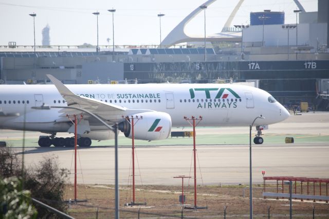 Airbus A350-900 (EI-IFD)