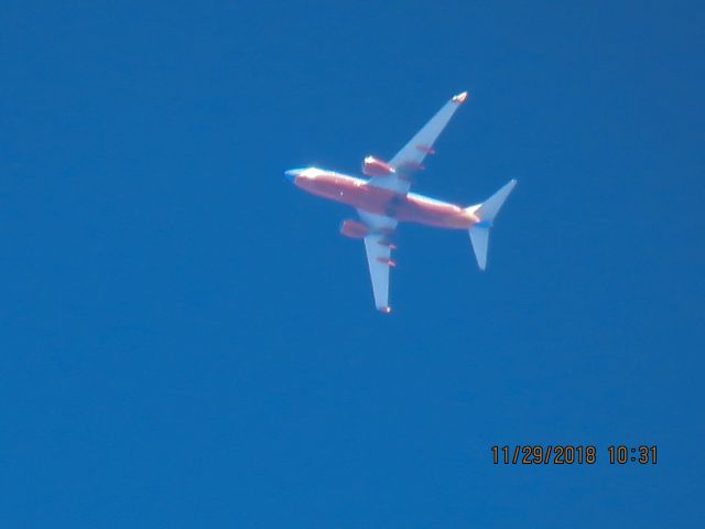 Boeing 737-700 (N7752B)