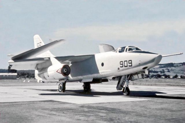 Douglas A-3 Skywarrior — - Douglas Skywarrior RA-3B_USN SS 909 RAAF Pearce (YPEA) late 1960s.