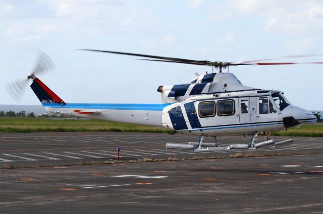 Bell 412 (JA6767)