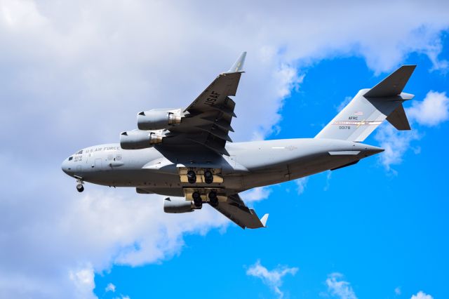 Boeing Globemaster III (0178) - Landing At KFFO 