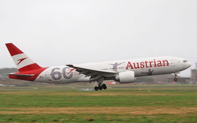 Boeing 777-200 (OE-LPF) - austrian b777-2q8er oe-lpf 60-year-livery diverting to shannon while routing vienna to chicago 14/1/19.