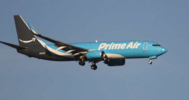 Boeing 737-700 (N5209A)