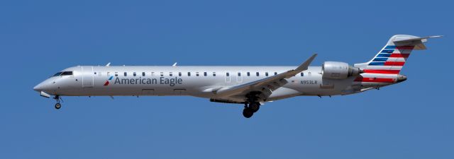 Canadair Regional Jet CRJ-900 (N953LR) - phoenix sky harbor international airport 10MAR21