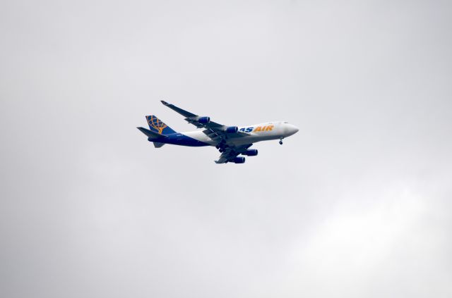 Boeing 747-400 (N409MC) - Atlas Air 747 on final to MEM from TJSJ