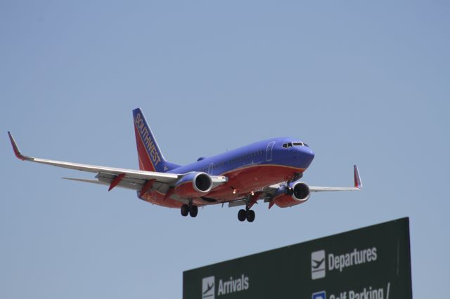 Boeing 737-700 (N700GS)