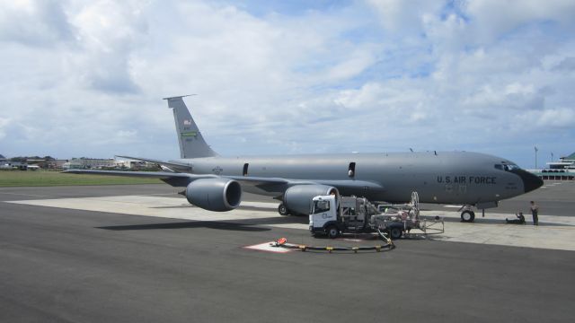 Boeing C-135FR Stratotanker (N38014)