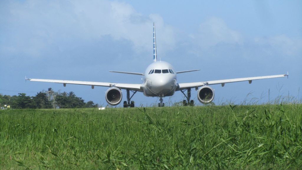 Airbus A319 (N704US)