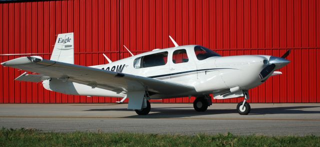Mooney M-20 (N2208W)