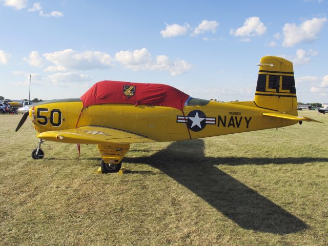 Beechcraft Mentor (N500DR) - Oshkosh 2013!