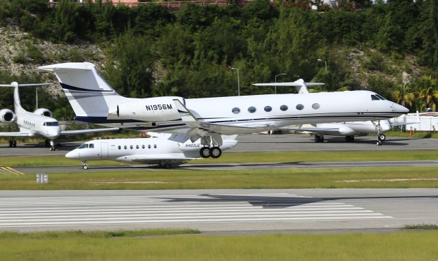 Gulfstream Aerospace Gulfstream V (N1956M)