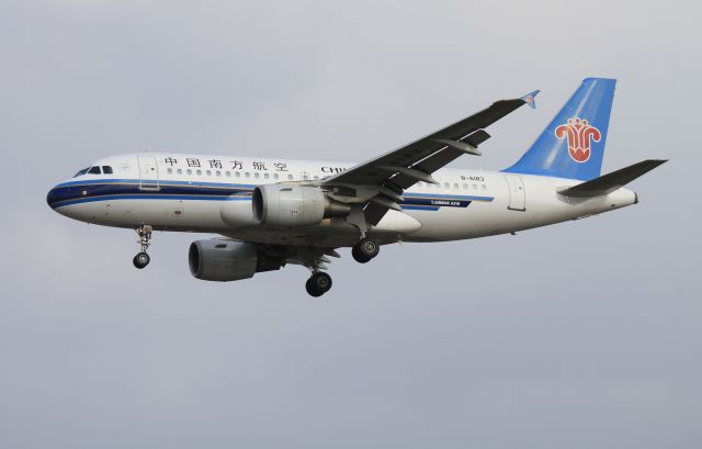 Airbus A319 (B-6183)